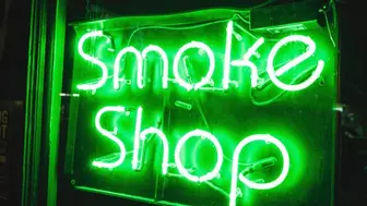 Fully Equipped Smoke Shop in a Safe Neighborhood #3386