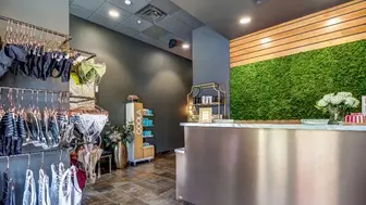 Established & Profitable Airbrush Tanning Salon - Turnkey Opportunity