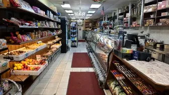 Brooklyn Grocery + Full Commercial Kitchen ā Licensed, 6 Year Lease