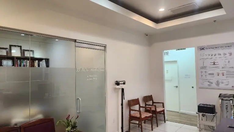 Lobby and patient waiting area with access to treatment rooms