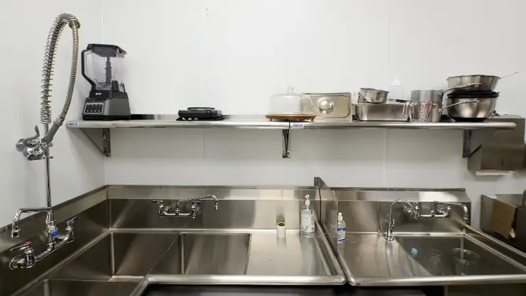 Kitchen sinks