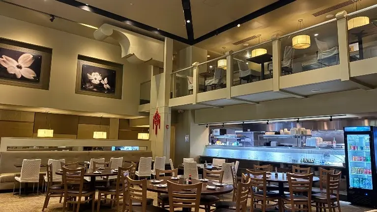 Main photo of the restaurant.