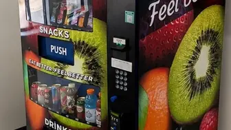 10 Machine Healthy Snacks and Drink Vending Route