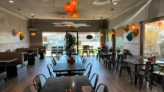Turney Vietnamese restaurabt for sale in South Sacramento