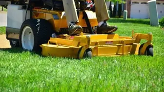 Lawn Maintenance/Service – Residential/Commercial