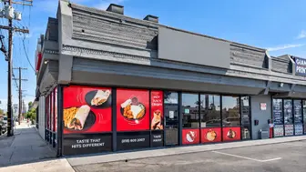 Mediterranean Restaurant in Van Nuys