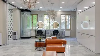 Busy, High-End Luxury Salon Franchise for Sale in Houston Galleria