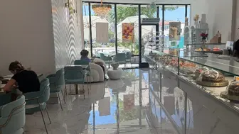Established Luxury Bakery & Café in Glendale – 100K+ Social Media Foll