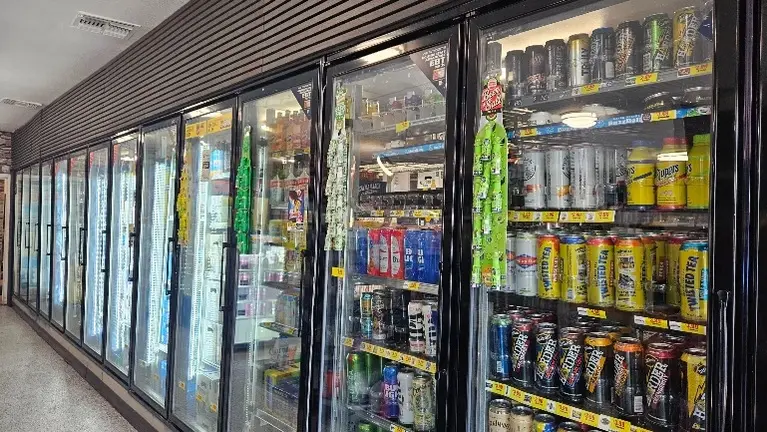 14 Door walkin cooler. 14 Door walkin cooler.