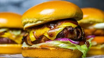 Grill & Bar