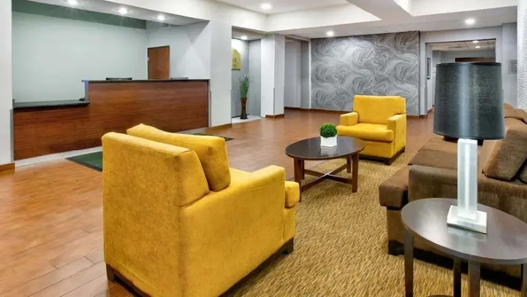  Lobby Seating 