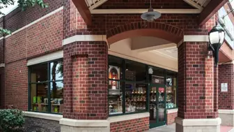 Own a Turnkey Gourmet Shop People Already Love