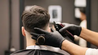 Established High-End Men's Grooming Salon in the Chicagoland Market