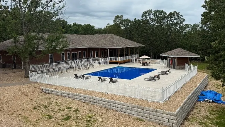 Heated Indoor & Outdoor Pools Heated Indoor & Outdoor Pools