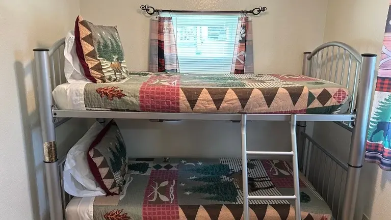 Duck Cabin 2nd Bedroom Duck Cabin 2nd Bedroom