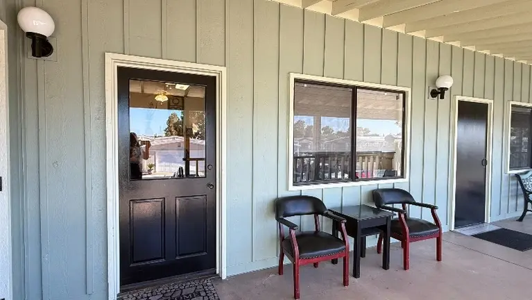 Front of Salon Front of Salon