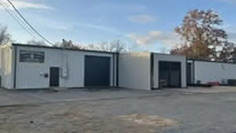 8,000 SF on 3/4Acre