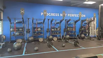 Functional Gym in a Great Location! Non- Franchise!
