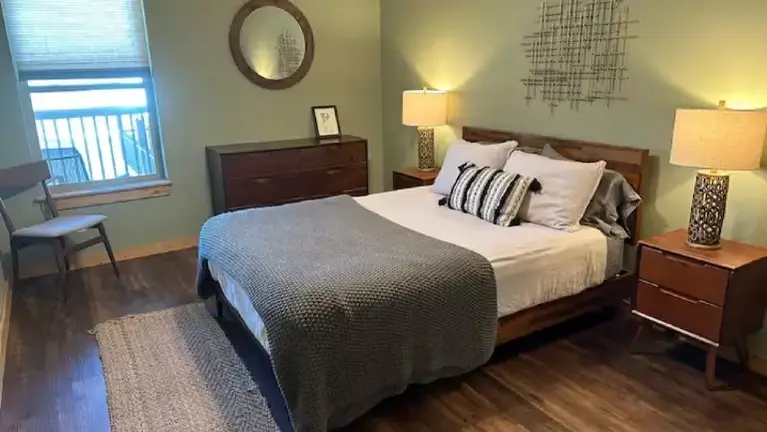 Example bedroom Example bedroom