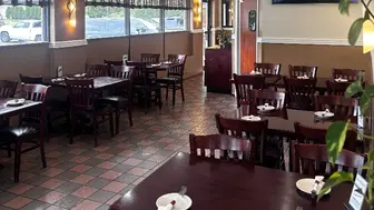 Pizzeria corner location, high traffic with 49 seat dining room