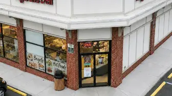 Neighborhood Bagel Deli - High Traffic Westchester