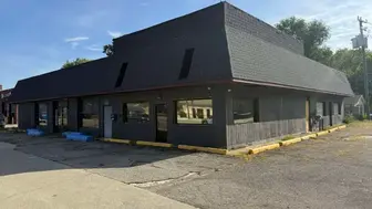 Madison Heights - Freestanding Industrial/Retail Building