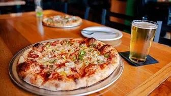 Profitable Pizzeria &  Dine-in Restaurant (BYOB) doing $780,000+ Yrly