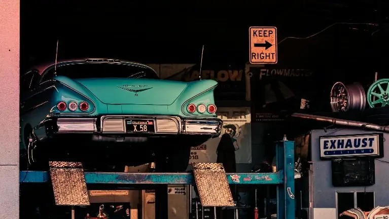 Service/Auto/Truck Service & Parts Store Service/Auto/Truck Service & Parts Store
