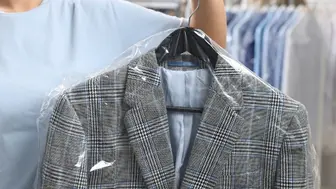 Established Dry Cleaner – 20 Years $150K Owner Net-Modern Equipment