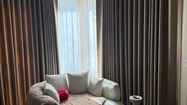 Drapes Install Drapes Install