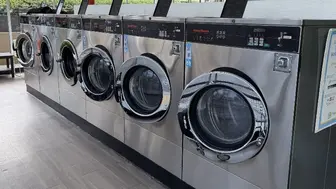 Point Loma's Finest Laundromat!  Established and Well Run
