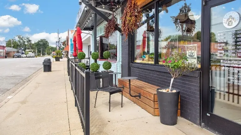 Front Seating Area