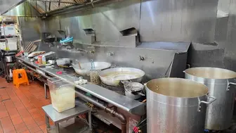 Restaurant for Sale in 2 Bridges Area