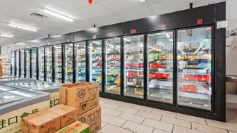 Mixed Demographic 10k Sqft+ Supermarket with Unbelievable Low Rent