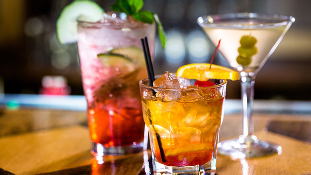 Neighborhood Bar & Grill w/Gaming Southwest Suburbs of Chicago
